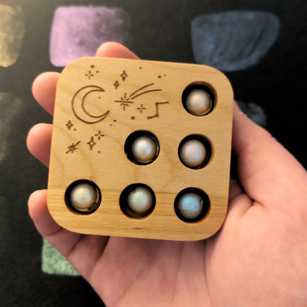 Palette interstellaire main.webp